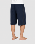 Shorts med dragkedja i båda sidor, i bomull/elastan. Finns i mörkblå, svart och grå.