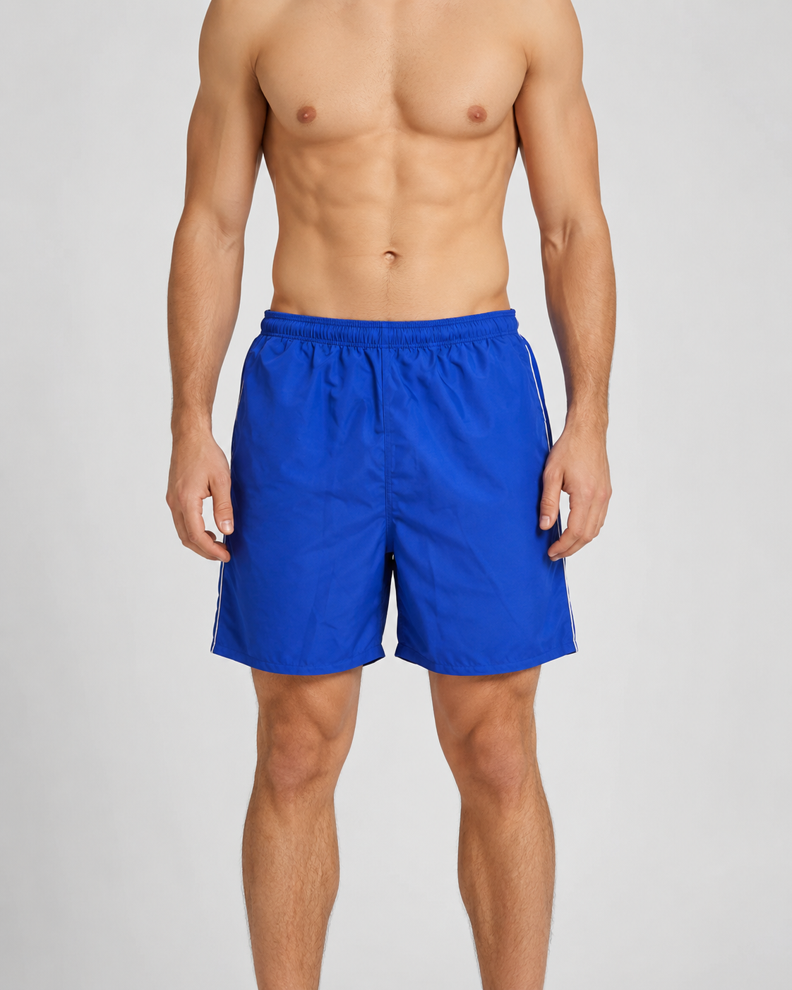 Conneticut badshorts för män med stomi, finns i svart, blått och mörkblått, med en invändig ficka för stomipåsen.